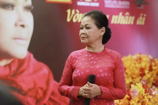 Danh ca Khánh Ly: 'Tôi quá yêu nhạc Trịnh, không thể rời' ảnh 3