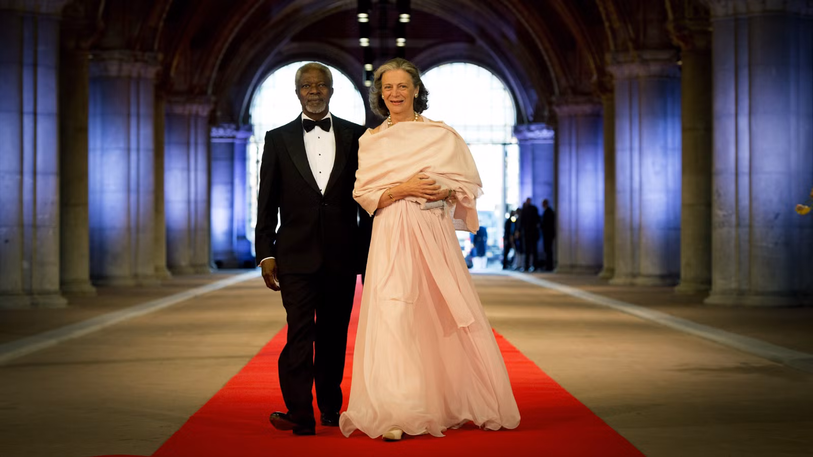 Ông Kofi Annan và người vợ thứ hai. Ảnh: Joseph Nii Ankrah