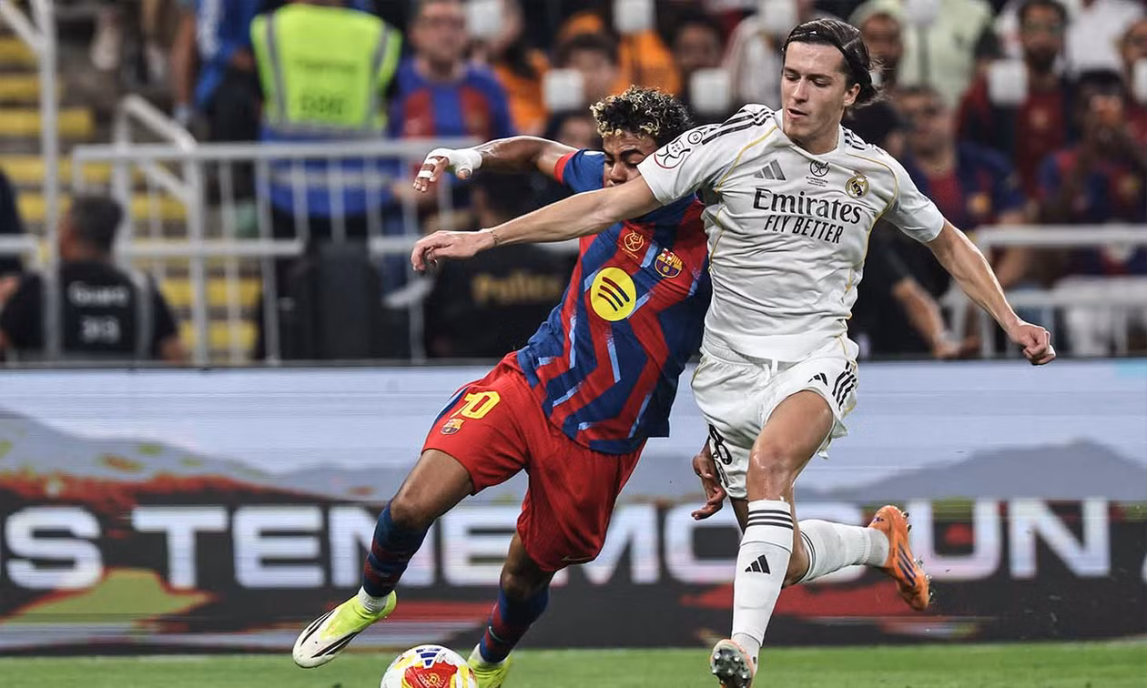 Barcelona - Real Madrid: Nới rộng khoảng cách