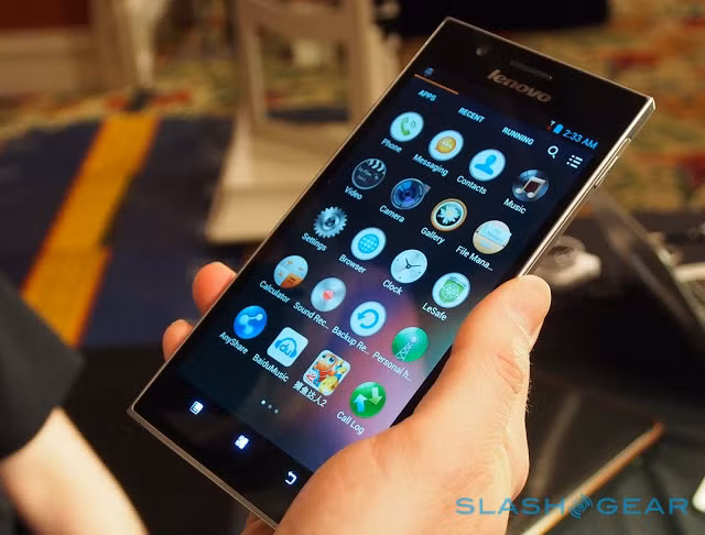 Lenovo tung smartphone chip Intel lõi kép ảnh 1