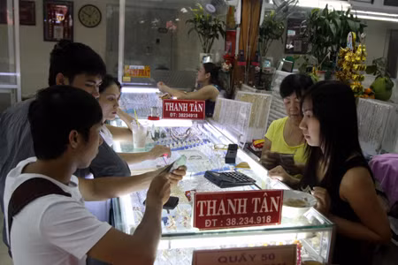 Vàng giảm hơn 200.000 đồng/lượng ảnh 1