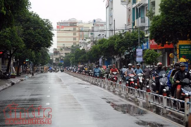 Bắt giữ nghi can cướp ngân hàng VietinBank ở TP Hồ Chí Minh ảnh 3