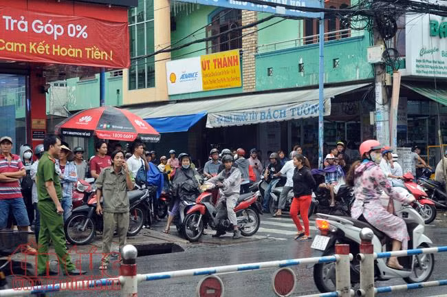 Bắt giữ nghi can cướp ngân hàng VietinBank ở TP Hồ Chí Minh ảnh 4