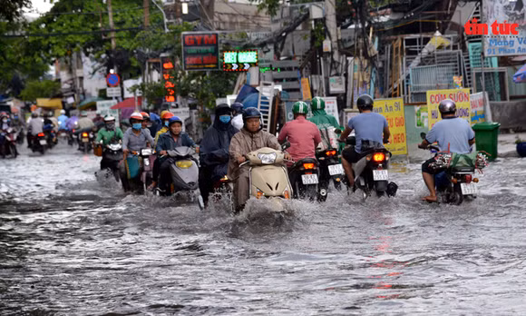 Chống ngập tại TP Hồ Chí Minh đầu tư lớn, cần giải pháp căn cơ