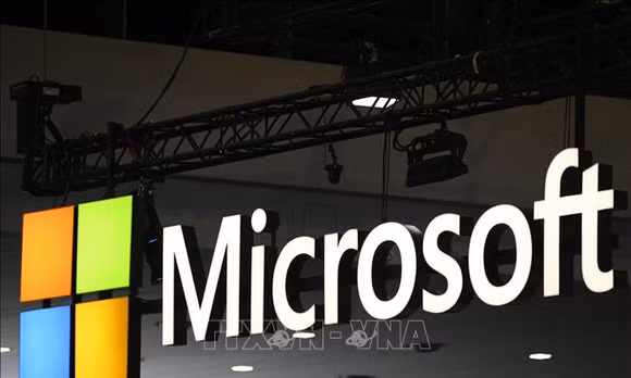 Biểu tượng Microsoft. Ảnh tư liệu: AFP/TTXVN (Không được phép sử dụng, chia sẻ bởi bên thứ ba)