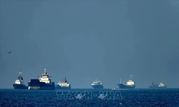 Quang cảnh Eo biển Hormuz. Ảnh: IRNA, THX/TTXVN phát
