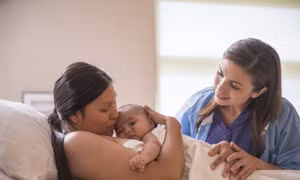 Tòa án Tối cao Mỹ xem xét chính sách gây tranh cãi về quyền quốc tịch theo nơi sinh