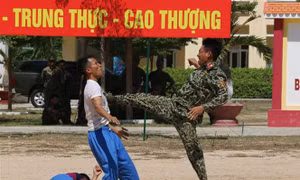 Trên 300 chiến sĩ nâng cao kỹ năng, chiến thuật đặc công 