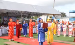 Lễ hội Cầu ngư - Bơi chải thu hút khách du lịch đến với Sầm Sơn 