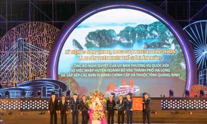 Quảng Ninh: Huyện miền núi Hoành Bồ chính thức được sáp nhập vào thành phố Hạ Long