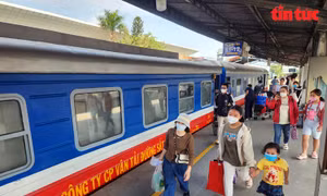 Ga Sài Gòn mở bán vé tàu trong dịp lễ 30/4 và 1/5