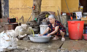Nhật Bản hỗ trợ máy lọc nước cho người dân Yên Bái bị thiệt hại do bão số 3