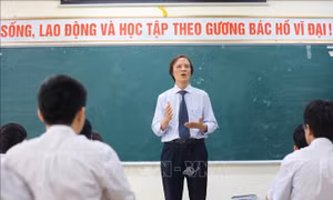 Lan tỏa tình yêu môn Vật Lý đến nhiều thế hệ giáo viên, học sinh