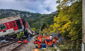 Va chạm tàu hỏa tại Slovakia, hơn 100 người bị thương