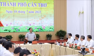 Thủ tướng Phạm Minh Chính làm việc với lãnh đạo chủ chốt TP Cần Thơ