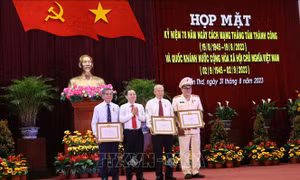 Cần Thơ xây dựng và phát triển toàn diện kinh tế, văn hóa, xã hội 