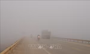 Nghệ An: Cảnh báo sương mù bao phủ, tầm nhìn hạn chế trên những tuyến quốc lộ ở miền núi phía Tây