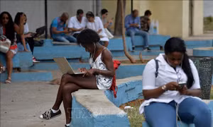 Cuba và Mỹ tăng cường hợp tác về truyền thông, công nghệ thông tin