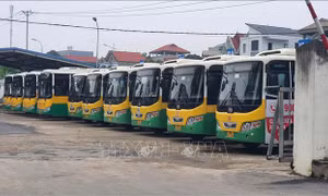 Vĩnh Phúc: Lái, phụ xe 6 tuyến buýt lại nghỉ việc, yêu cầu doanh nghiệp trả lương