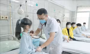 23 bệnh nhi trong vụ ngộ độc uống nhầm thuốc diệt chuột được xuất viện