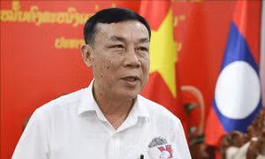 Phát huy hiệu quả vai trò tham mưu, cầu nối Việt Nam - Lào
