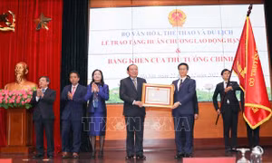 Cần đầu tư xây dựng công trình văn hóa lớn mang tầm vóc của dân tộc