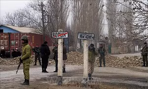 Nga kêu gọi Tajikistan và Kyrgyzstan kiểm soát tình hình biên giới