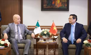 Thủ tướng tiếp Tổng Bí thư Đảng Mặt trận Giải phóng Dân tộc Algeria