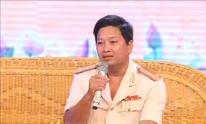 50 năm thực hiện Di chúc Bác Hồ: Xây dựng hình ảnh người Công an gần dân