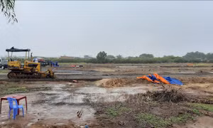 Xử lý hàng loạt trường hợp tự ý san ủi đất nông nghiệp để phân lô, bán nền