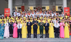 Giao lưu quốc phòng biên giới Việt Nam - Trung Quốc: Vun đắp tình đoàn kết, hữu nghị 