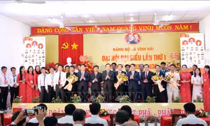 Đồng chí Trần Lưu Quang dự Đại hội đại biểu Đảng bộ xã Vĩnh Hải lần thứ I, nhiệm kỳ 2025 -2030