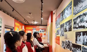 Trưng bày 'Chủ tịch Hồ Chí Minh với Quốc hội Việt Nam - 80 năm một chặng đường vẻ vang'
