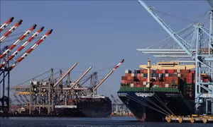 Mỹ: Thâm hụt thương mại hàng hóa chạm mức cao nhất trong hơn một năm