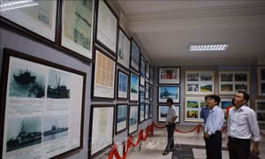 Triển lãm lưu động tư liệu về Hoàng Sa, Trường Sa của Việt Nam