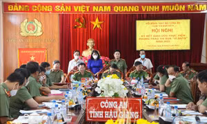 Phối hợp thực hiện tốt phong trào thi đua Vì an ninh Tổ quốc