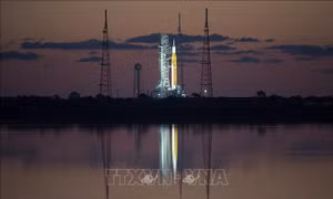 NASA xem xét thời điểm phóng tàu vũ trụ khám phá Mặt Trăng