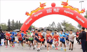 Trên 5.000 người tham gia các giải chạy khám phá miền Quan họ