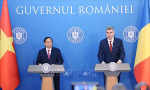 Thủ tướng Phạm Minh Chính và Thủ tướng Romania họp báo sau hội đàm