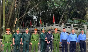 Tiếp nhận đối tượng bị truy nã sau 5 năm lẩn trốn ra nước ngoài