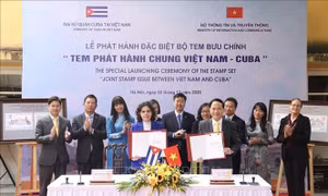 Phát hành đặc biệt bộ tem bưu chính 'Tem phát hành chung Việt Nam - Cuba'