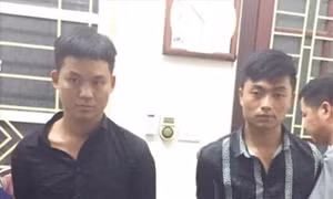 Bộ đội biên phòng bắt 2 đối tượng vận chuyển 10 bánh heroin