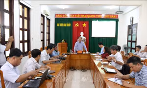 Bình Thuận: Cô giáo và nam sinh lớp 10 có quan hệ yêu đương là vi phạm đạo đức nhà giáo