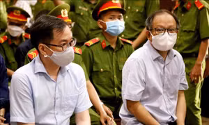 Cựu Phó Bí thư Thường trực Thành ủy TP Hồ Chí Minh hầu tòa