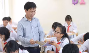 Người thầy nghị lực gieo niềm đam mê Toán học