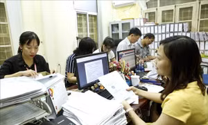 Đẩy mạnh chi trả bảo hiểm xã hội qua phương tiện thanh toán không dùng tiền mặt