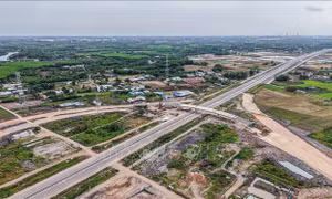 Đồng Nai bàn giải pháp đẩy nhanh tiến độ các dự án trọng điểm