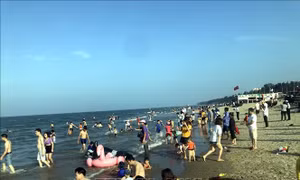 Mùa hè, ‘hot’ du lịch biển