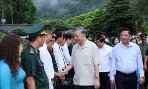 Chủ tịch nước Tô Lâm thăm và dâng hương tại Khu di tích quốc gia đặc biệt Pác Bó