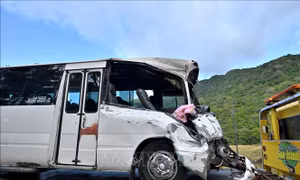 Liên tiếp xảy ra tai nạn, Panama tạm dừng tuyến xe buýt chở người di cư qua Darien Gap